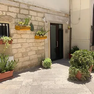 Apartment Gesuiti 25, Bari