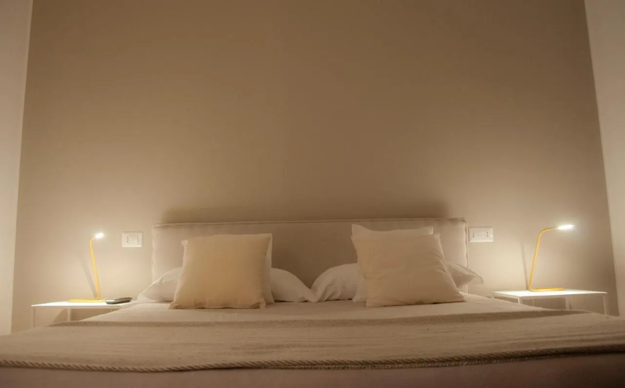 Nicola'S Apartments Bari